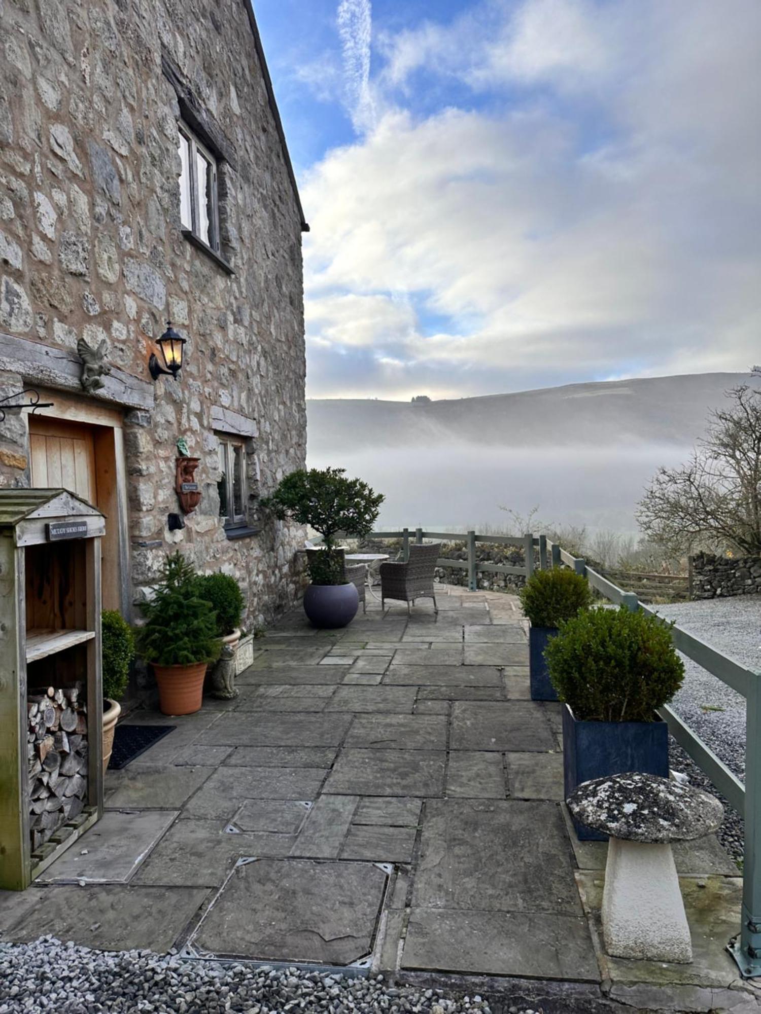Bed and Breakfast The Cowshed Llangollen Exterior foto